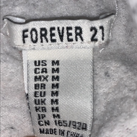 A crop top/fitted hoodie. - Picture 2 of 2